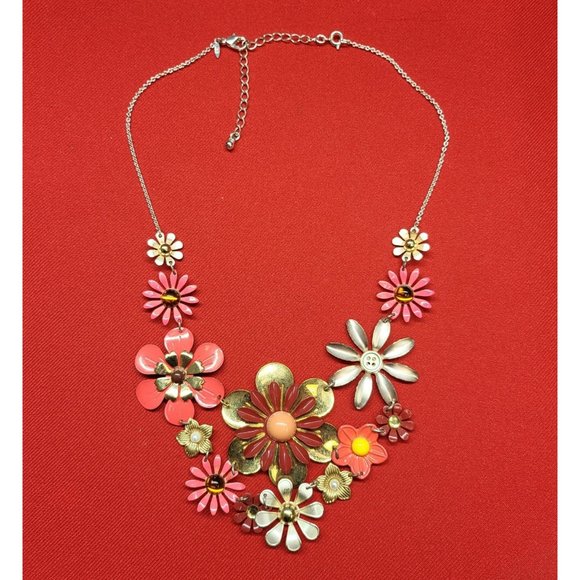 Floral Necklace Signed NW - Picture 1 of 11